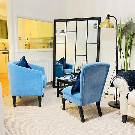 Lovely 1 Bed Home Near Hospital, With Parking & Garden Work Contractor Leisure, Sapphire CBG Екстериор снимка